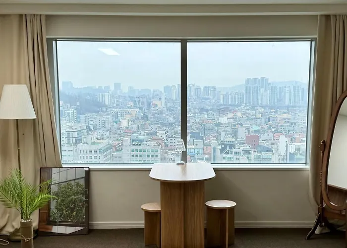 Panorama View, Hongdae Appartement