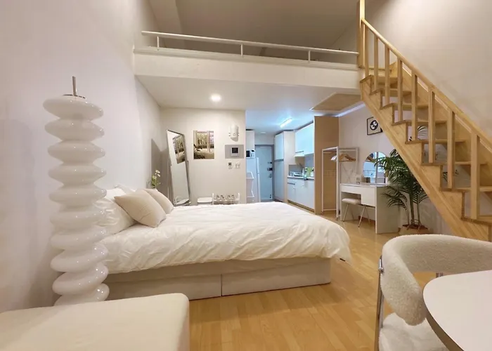 Panorama View, Hongdae Appartement